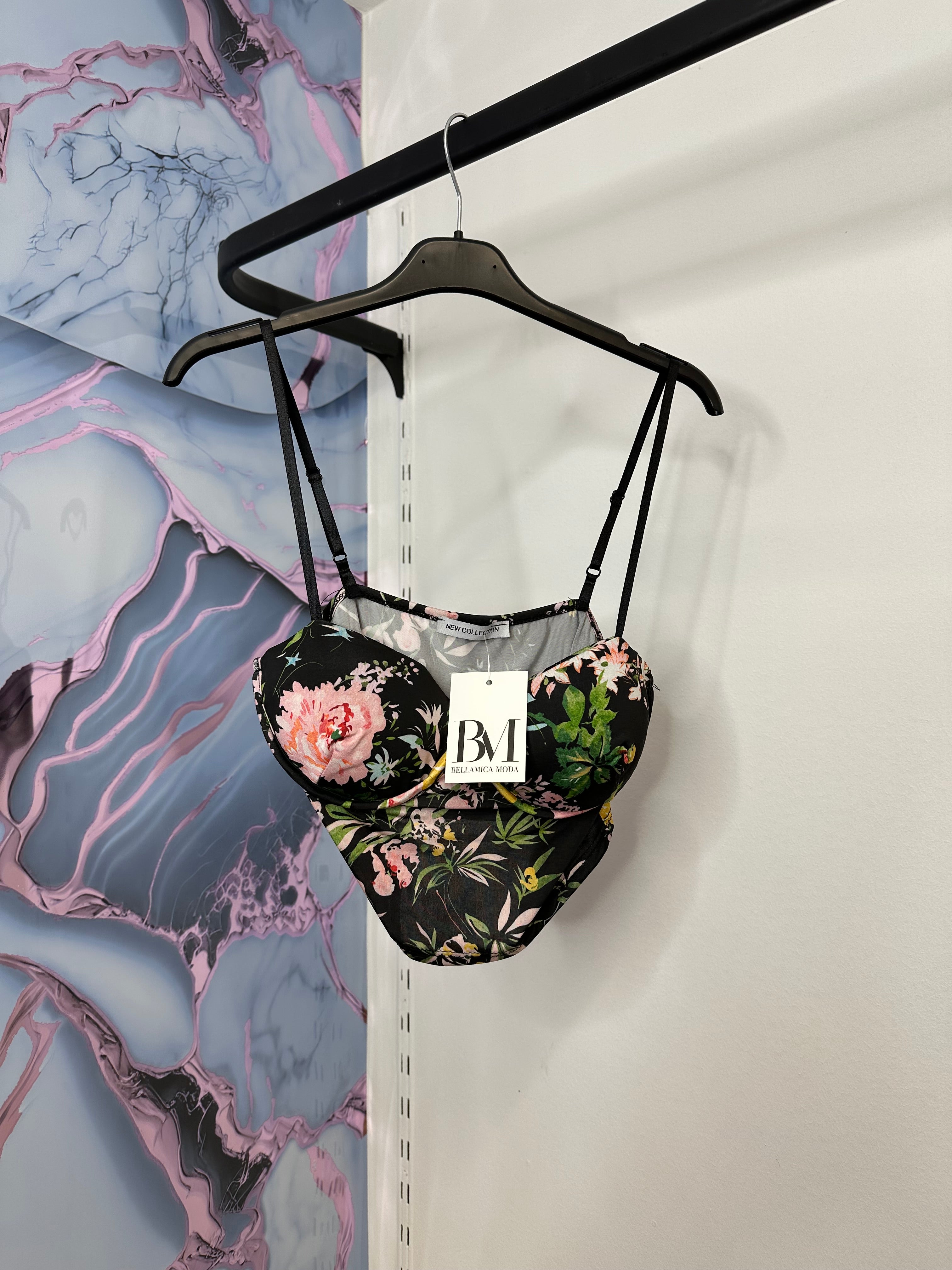 CROP TOP VIBES